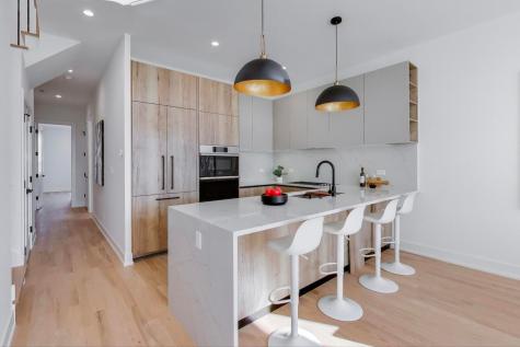 5428 North Winthrop Avenue Chicago IL 60640