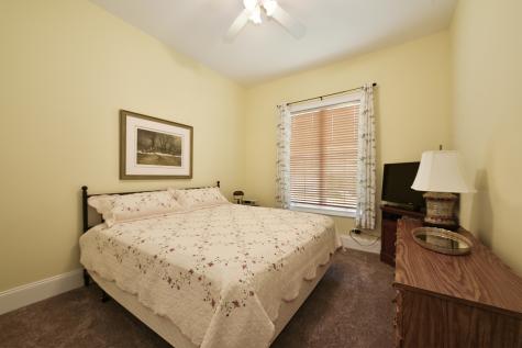 907 Middleton Lane Inverness IL 60010