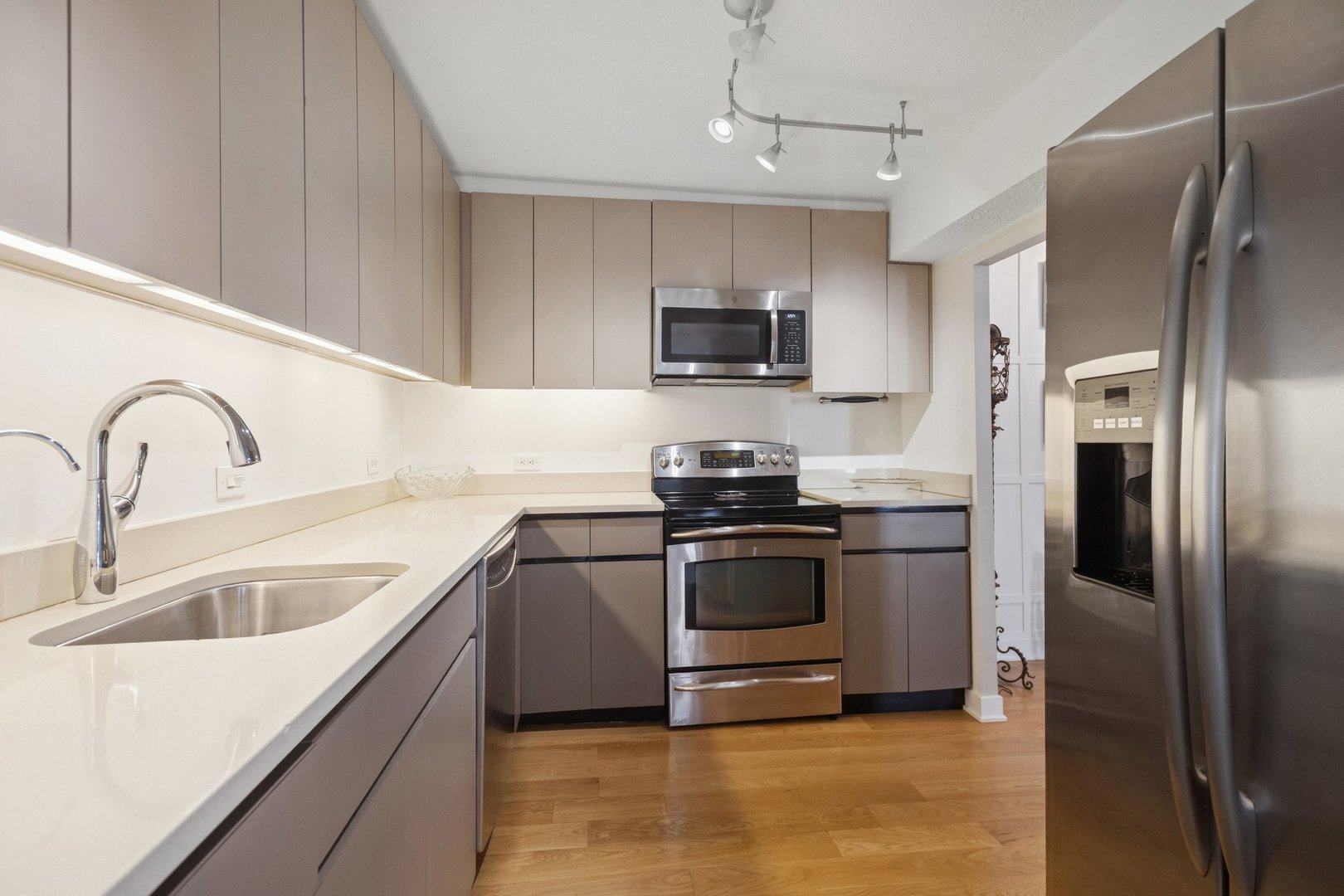 1430 North Astor Street Chicago IL 60610