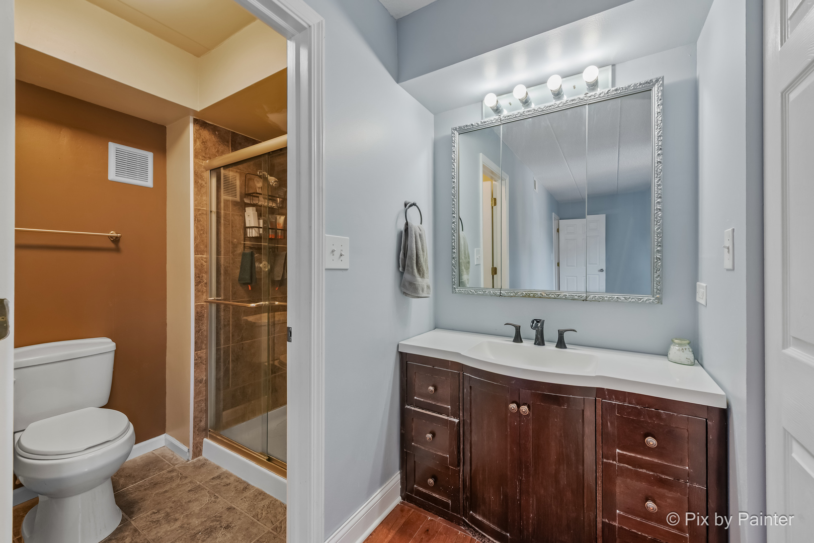 61 West Pier Drive Westmont IL 60559