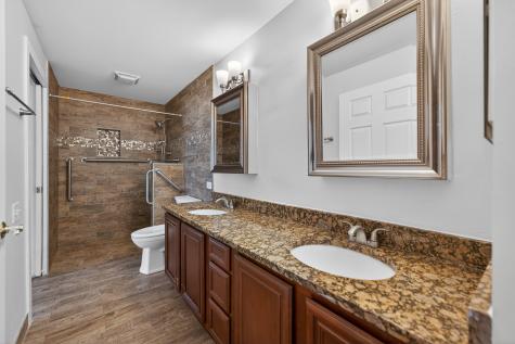 1051 Delta Drive Elgin IL 60123