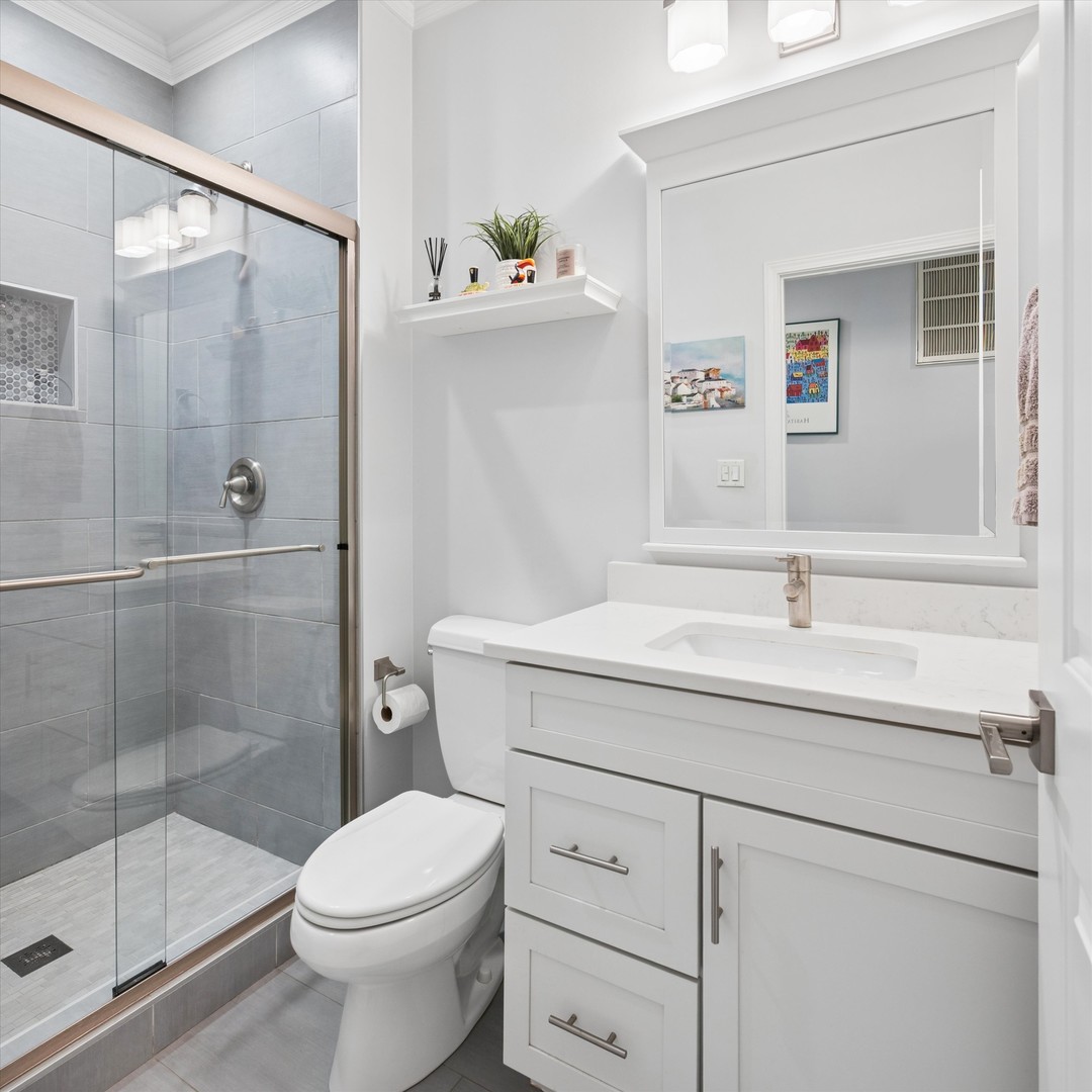 1830 North Winchester Avenue Chicago IL 60622