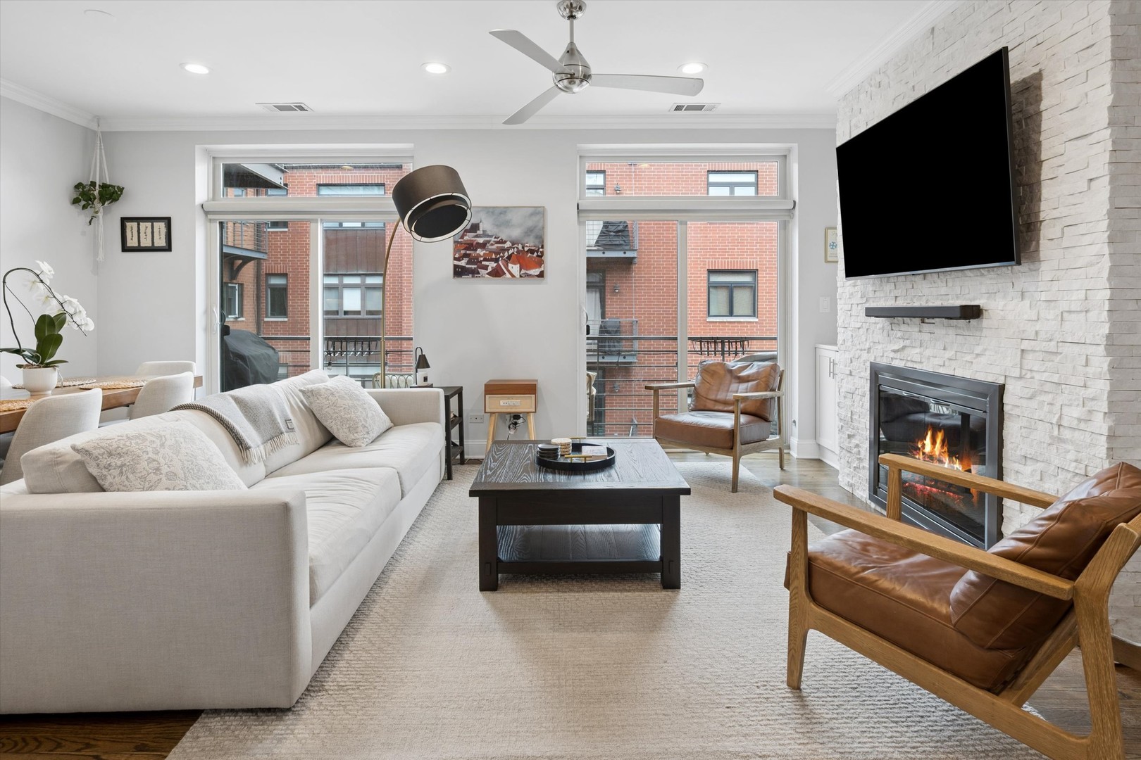 1830 North Winchester Avenue Chicago IL 60622