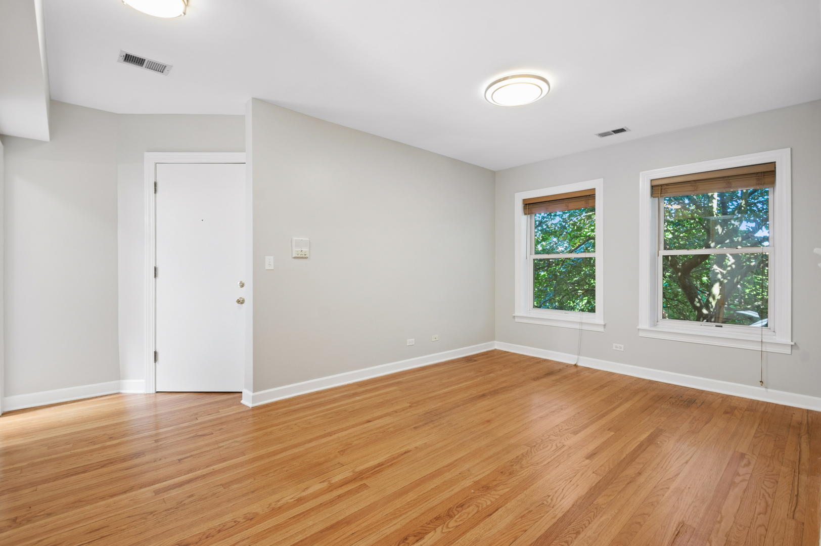 4740 North Hamilton Avenue Chicago IL 60625