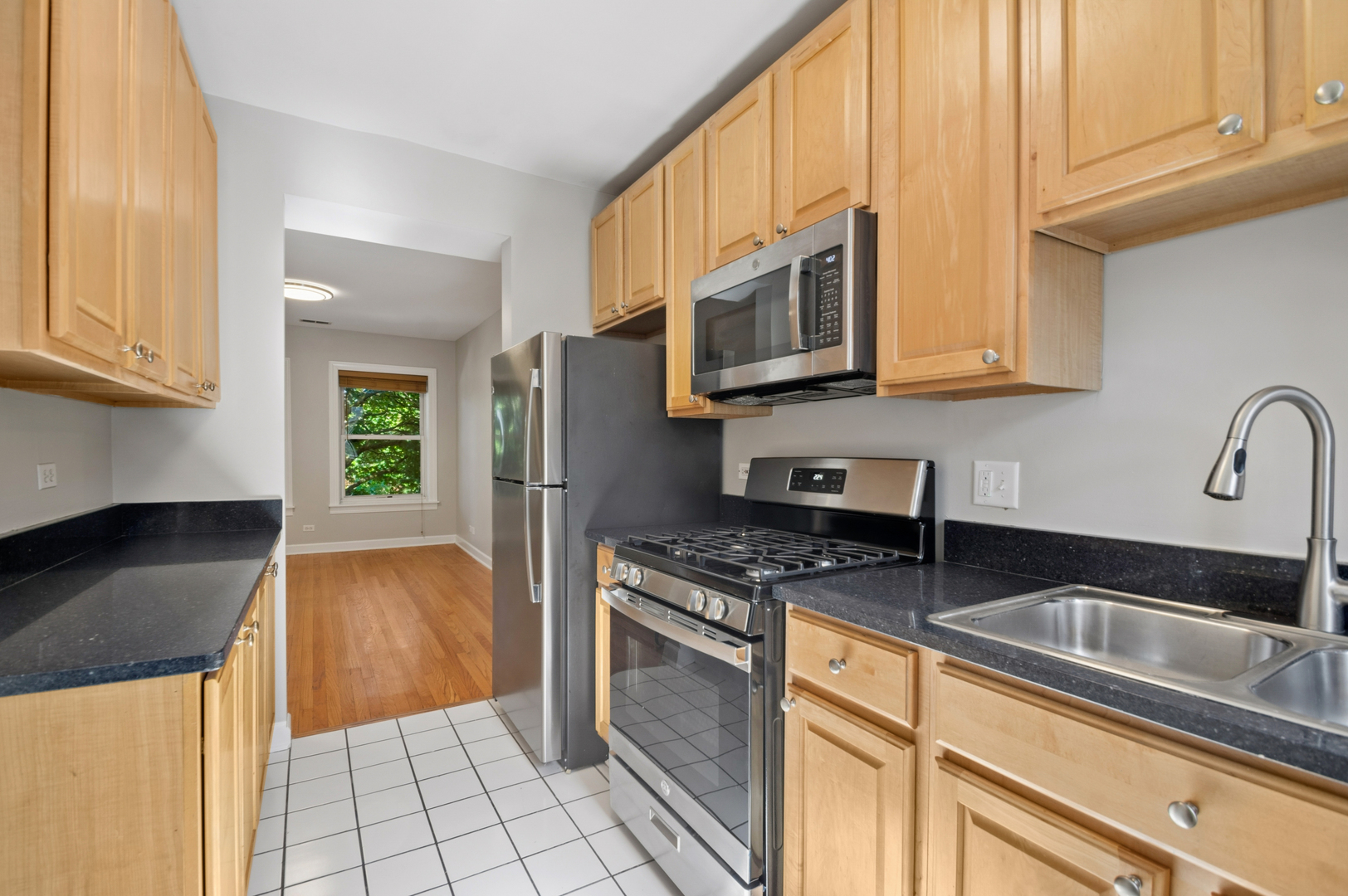4740 North Hamilton Avenue Chicago IL 60625