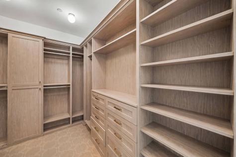 270 East Pearson Street Chicago IL 60611