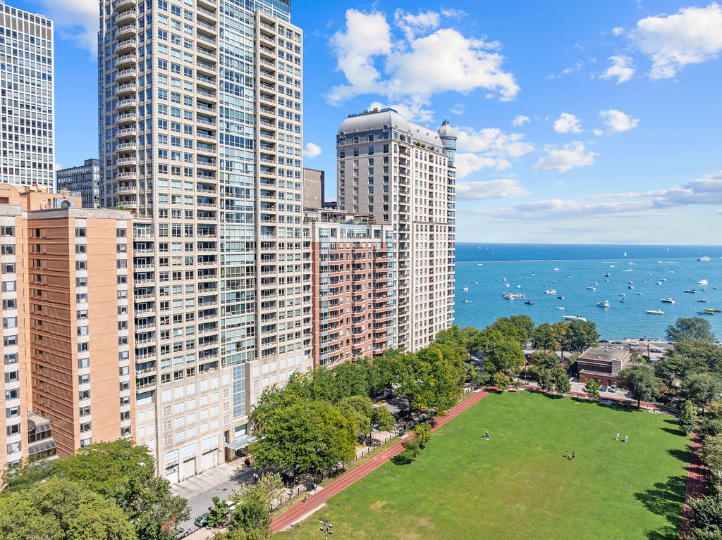 270 East Pearson Street Chicago IL 60611