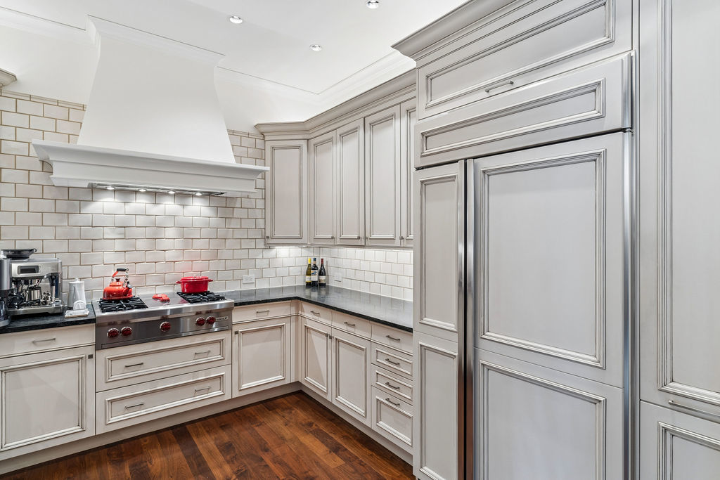 270 East Pearson Street Chicago IL 60611