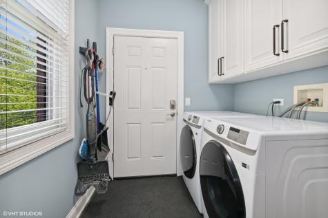 1517 West Byron Street Chicago IL 60613