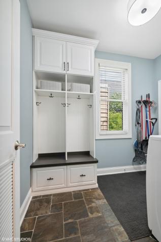 1517 West Byron Street Chicago IL 60613