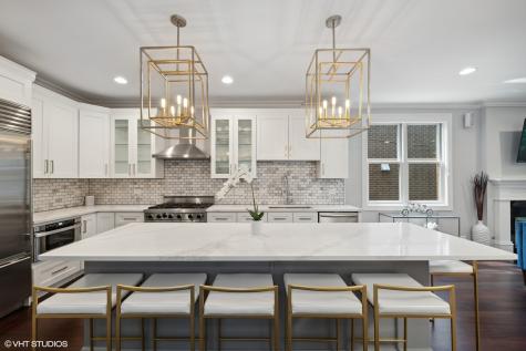 1517 West Byron Street Chicago IL 60613