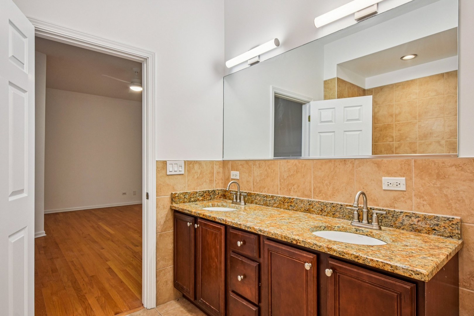 4644 South Prairie Avenue Chicago IL 60653