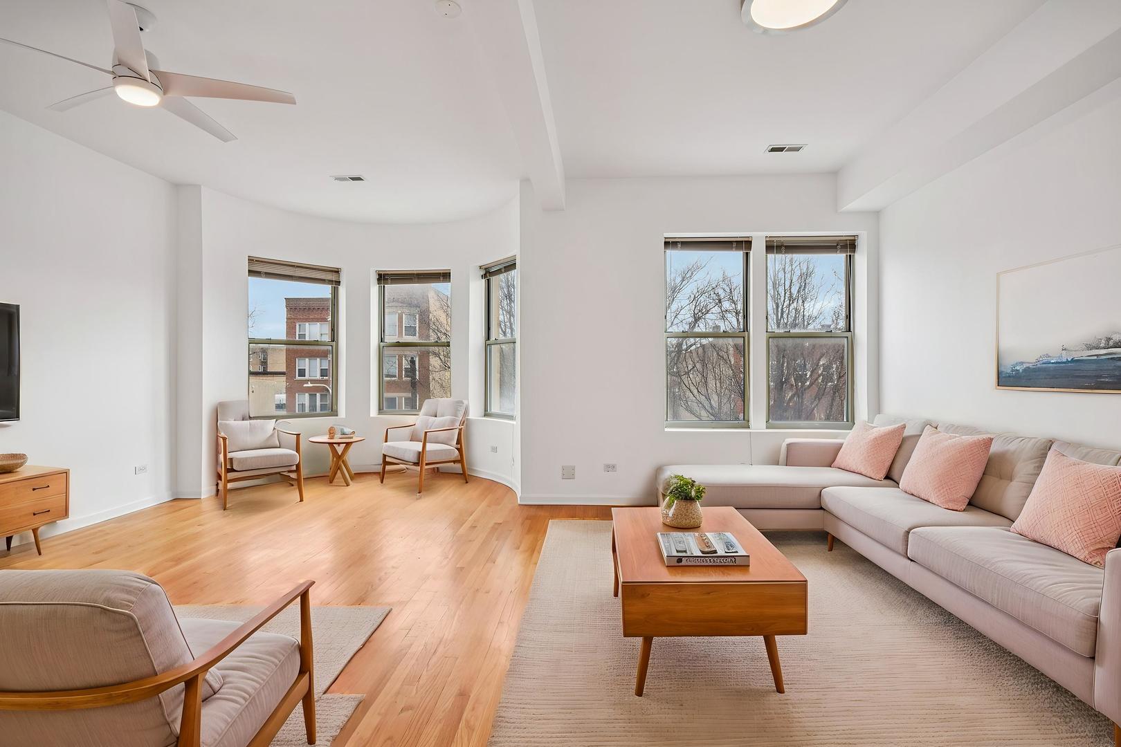4644 South Prairie Avenue Chicago IL 60653