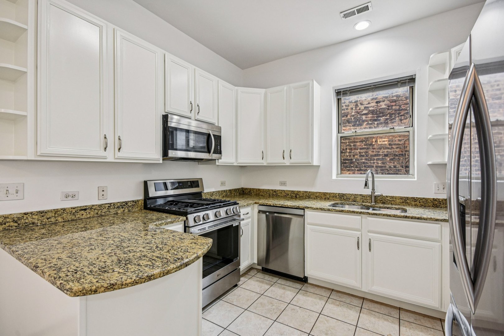 4644 South Prairie Avenue Chicago IL 60653