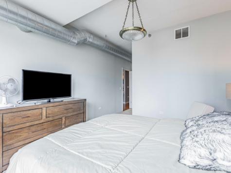 909 West Washington Boulevard Chicago IL 60607