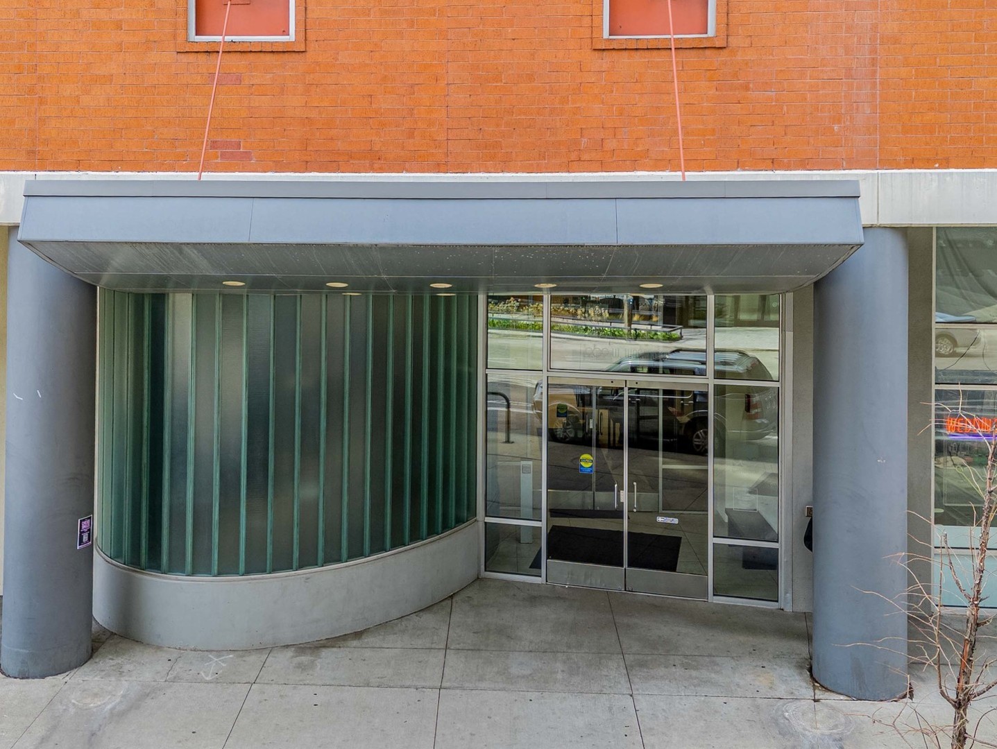 909 West Washington Boulevard Chicago IL 60607