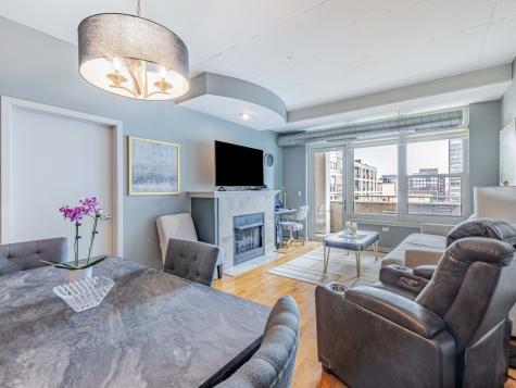 909 West Washington Boulevard Chicago IL 60607