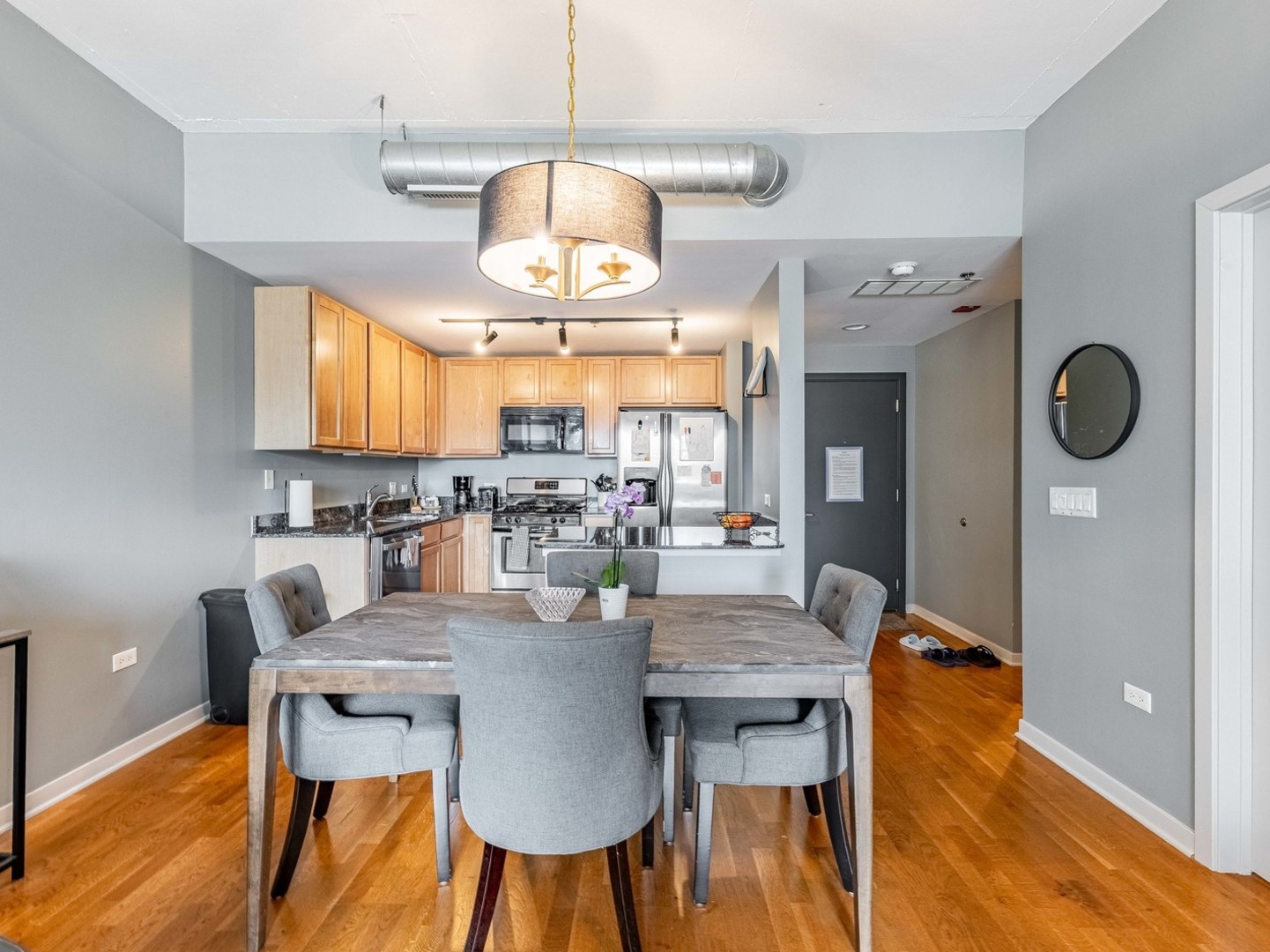 909 West Washington Boulevard Chicago IL 60607