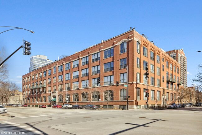 1727 South Indiana Avenue Chicago IL 60616
