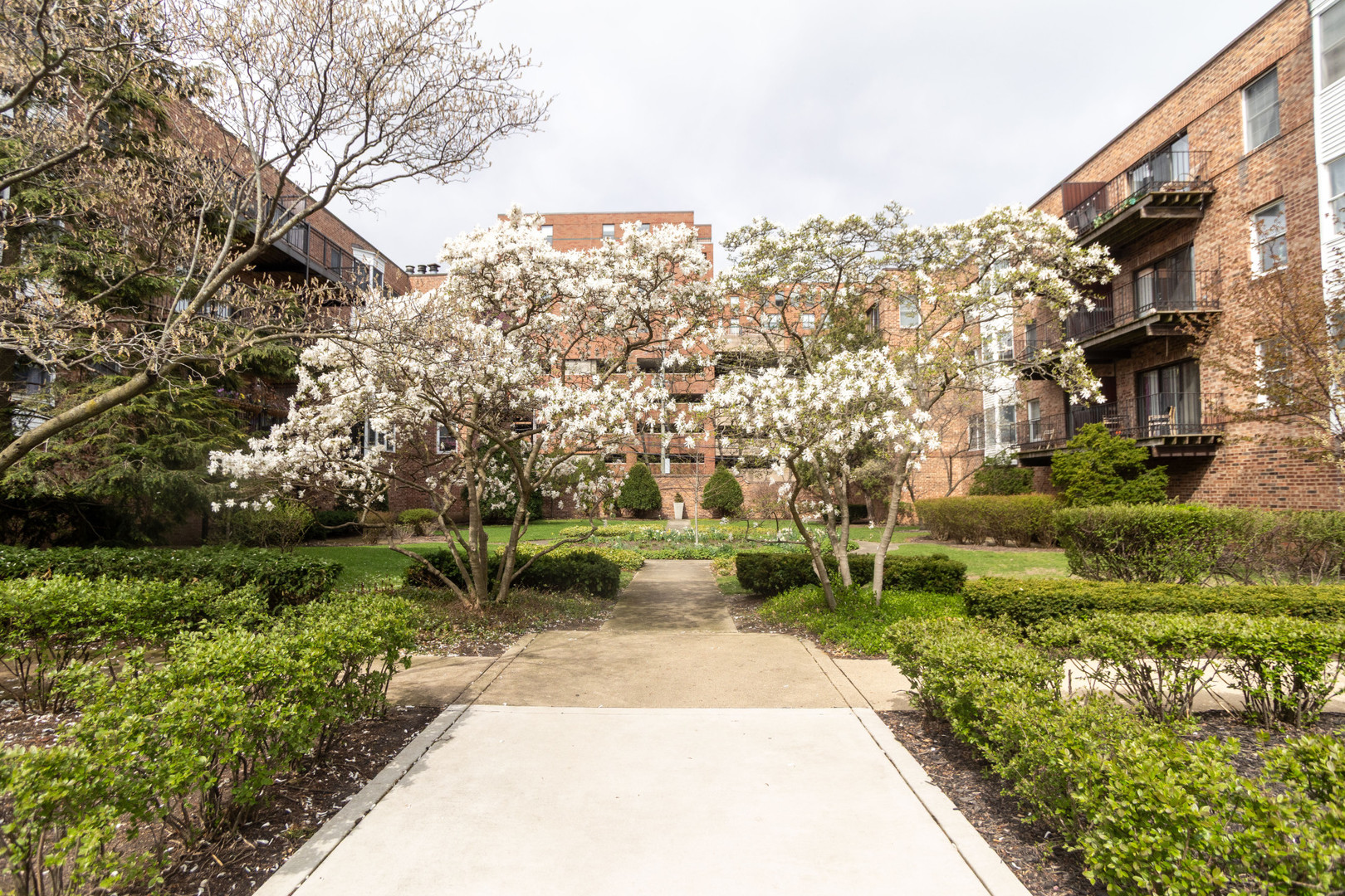1730 Hinman Avenue Evanston IL 60201