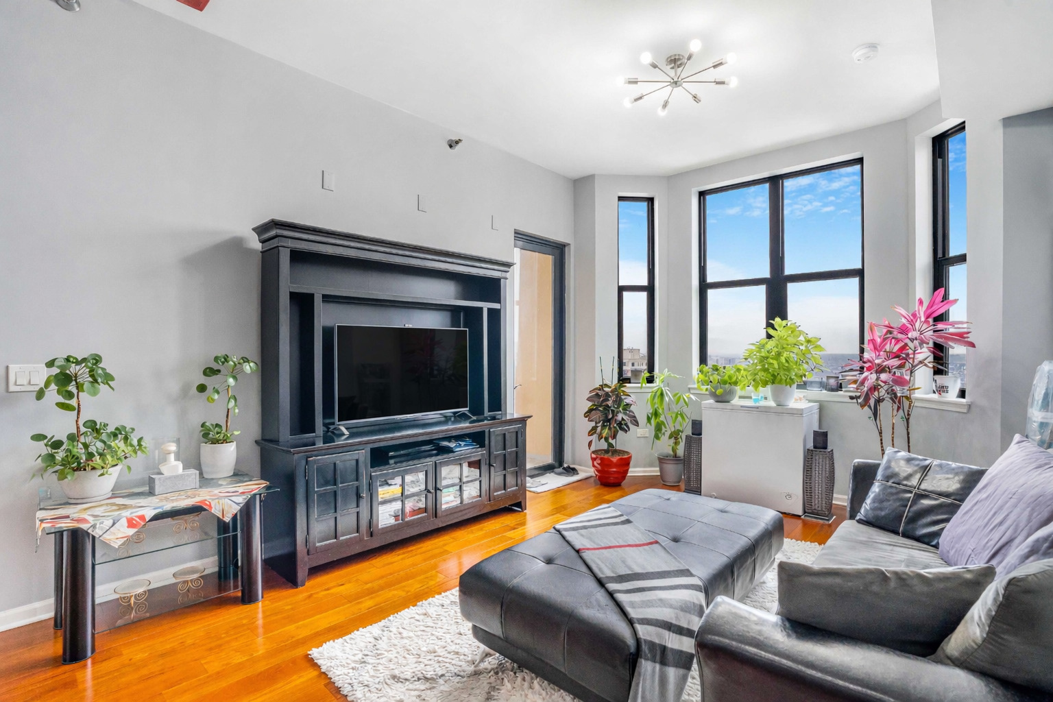 1464 South Michigan Avenue Chicago IL 60605