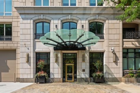 840 North Lake Shore Drive Chicago IL 60611