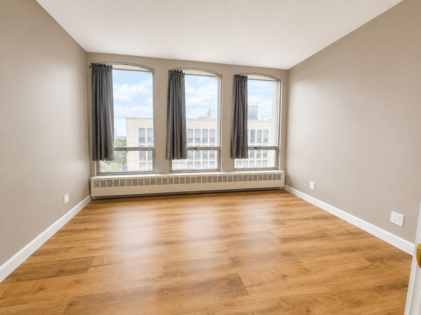 1451 East 55th Street Chicago IL 60615