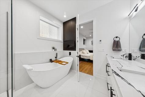 3576 West Wabansia Avenue Chicago IL 60647
