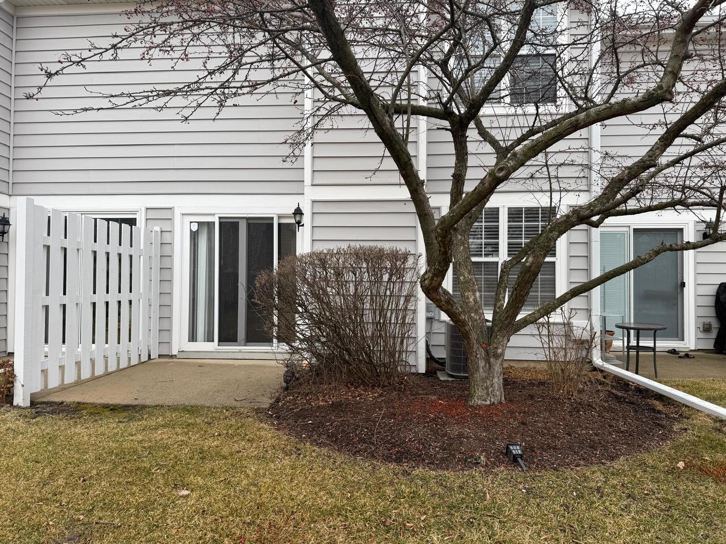 274 Sheffield Drive Schaumburg IL 60194