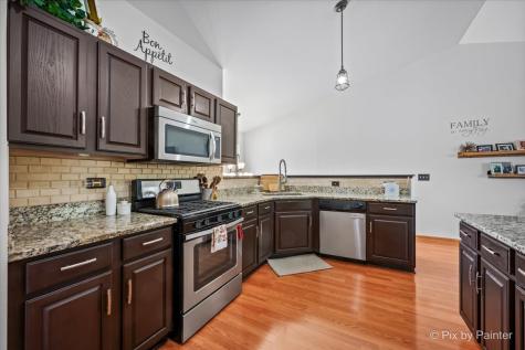 290 Nicole Drive South Elgin IL 60177