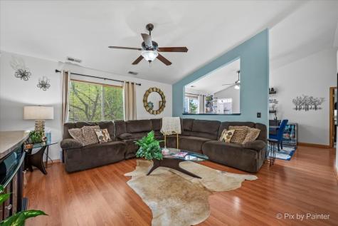 290 Nicole Drive South Elgin IL 60177