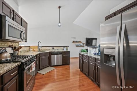 290 Nicole Drive South Elgin IL 60177