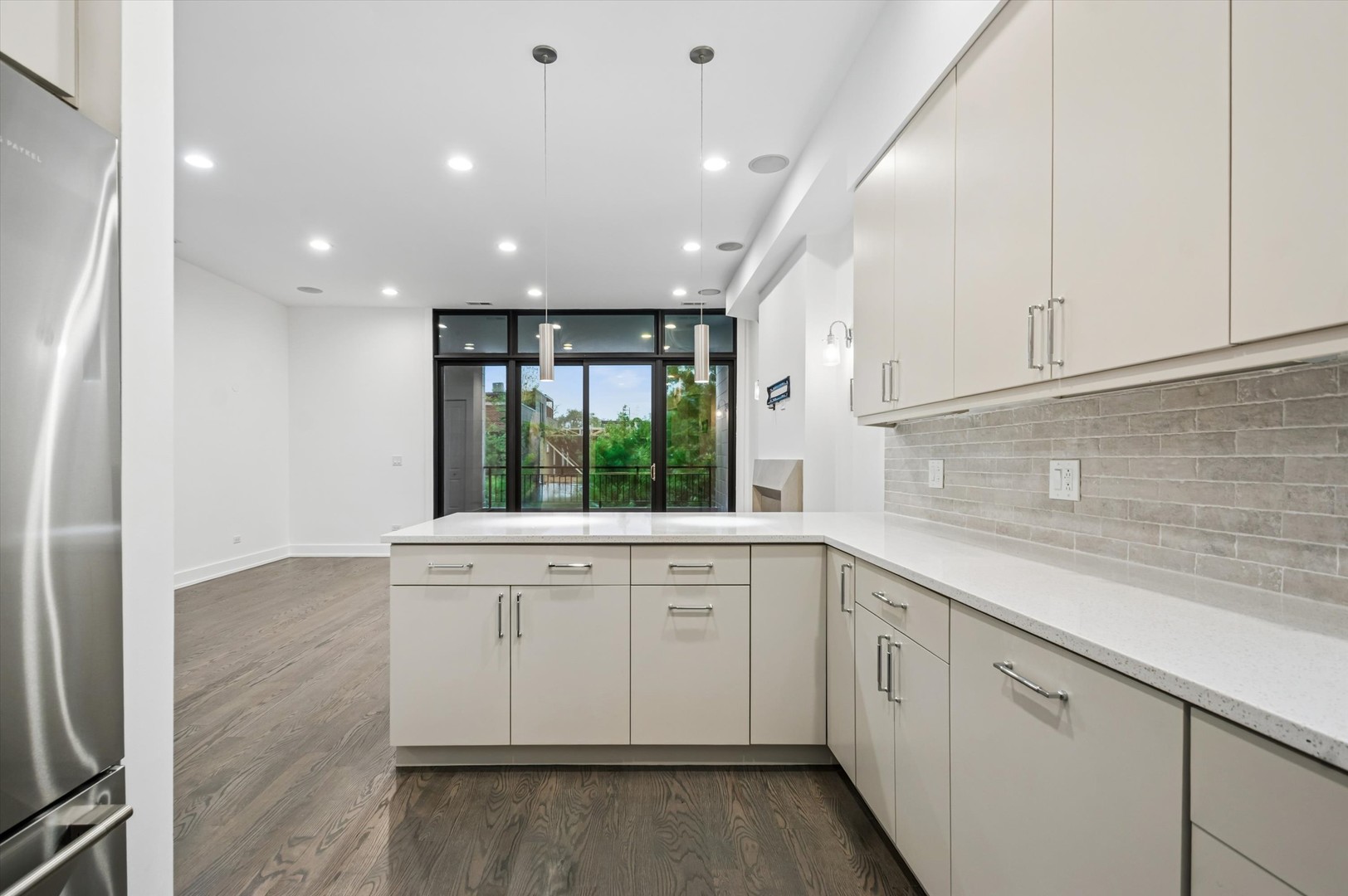 1021 North Wood Street Chicago IL 60622