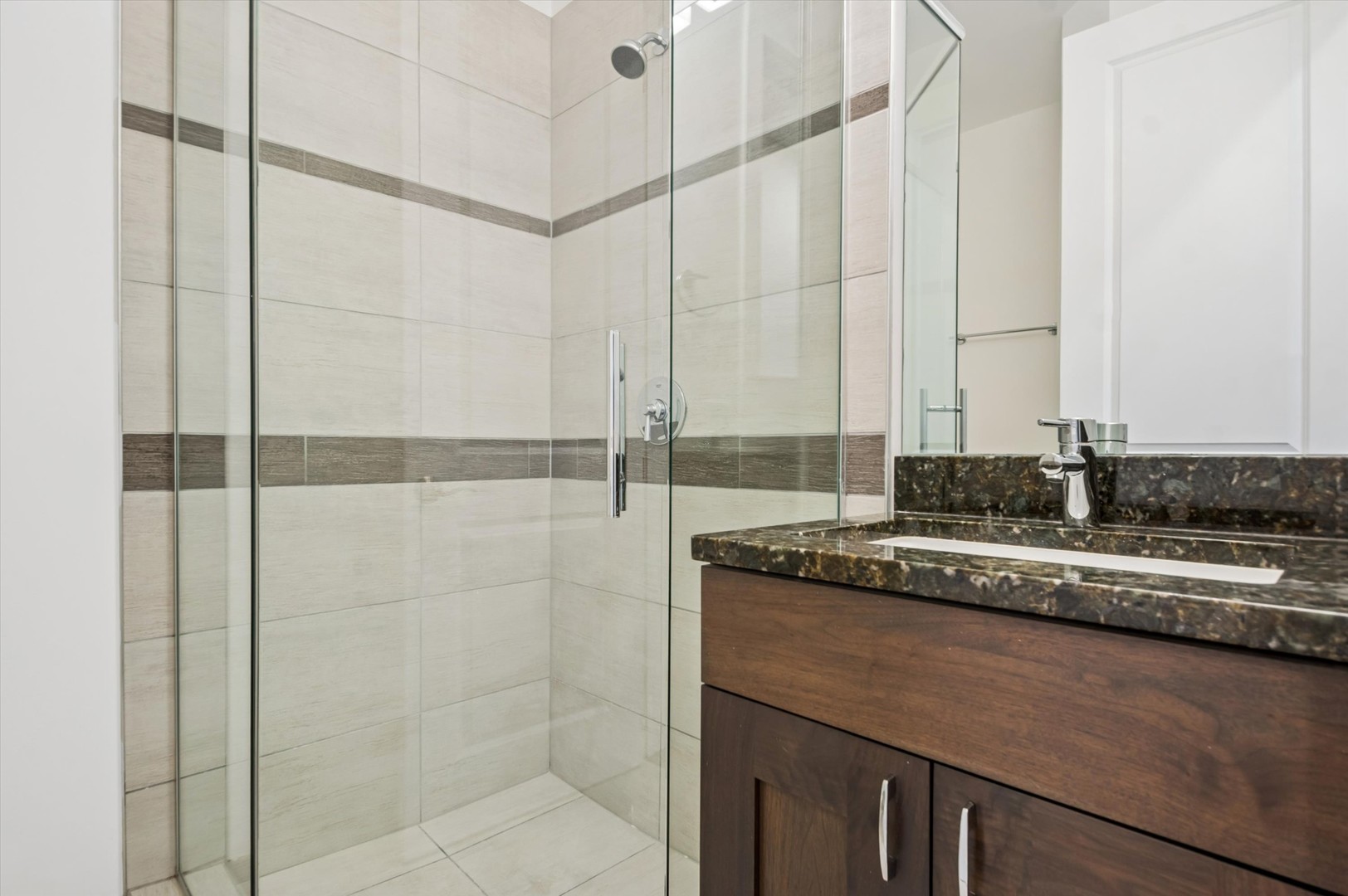 1021 North Wood Street Chicago IL 60622