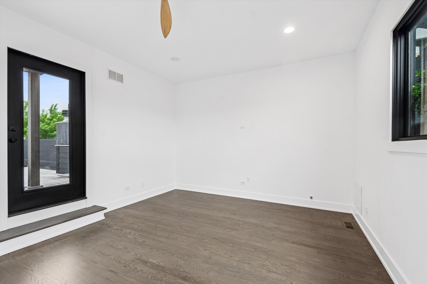 1021 North Wood Street Chicago IL 60622