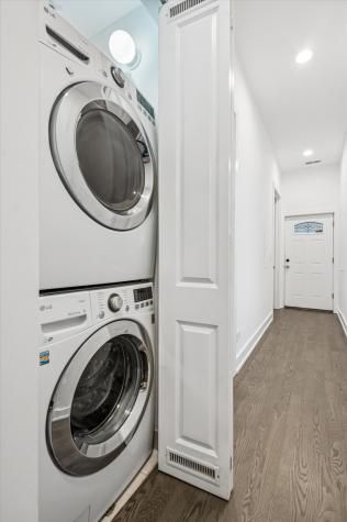 1021 North Wood Street Chicago IL 60622