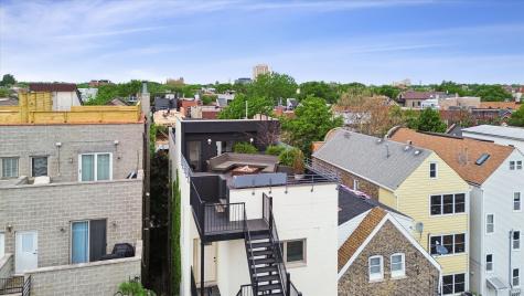 1021 North Wood Street Chicago IL 60622