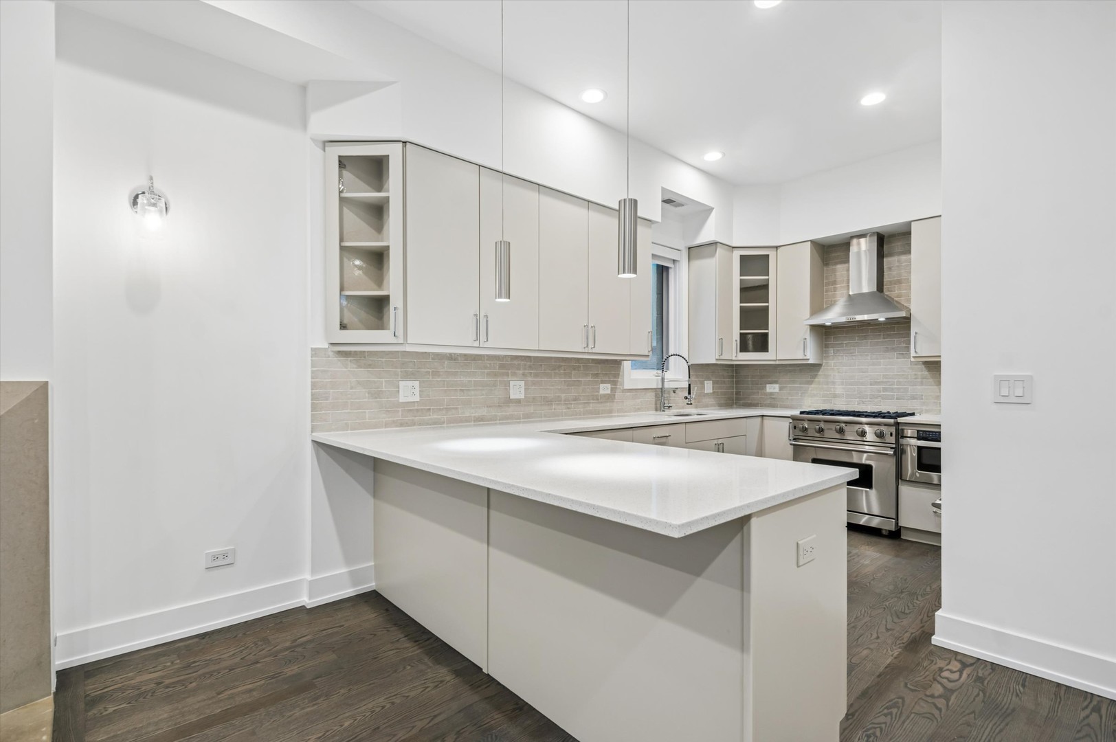 1021 North Wood Street Chicago IL 60622