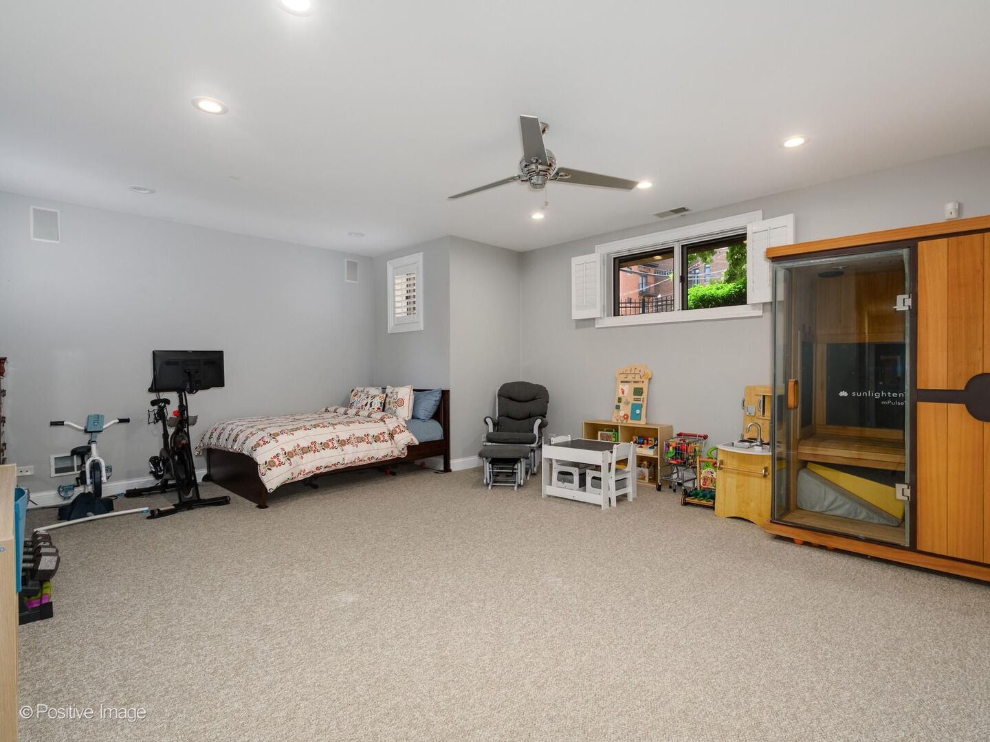 1615 North Claremont Avenue Chicago IL 60647