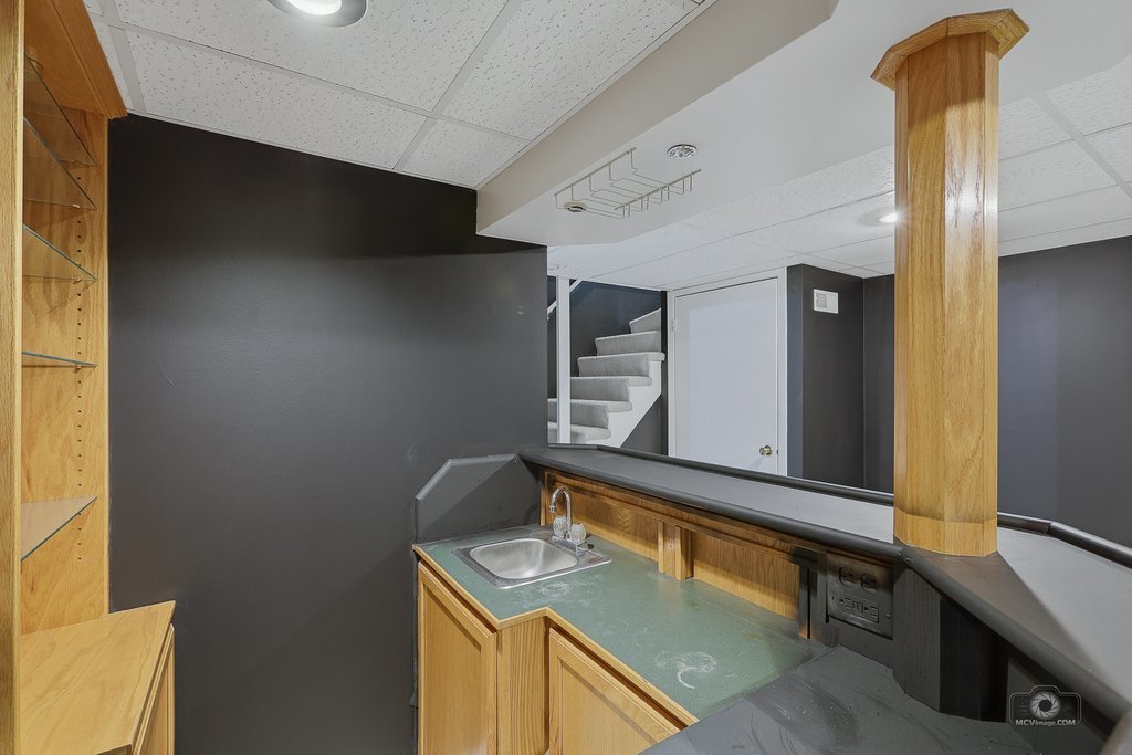 1312 Woodcutter Lane Wheaton IL 60189