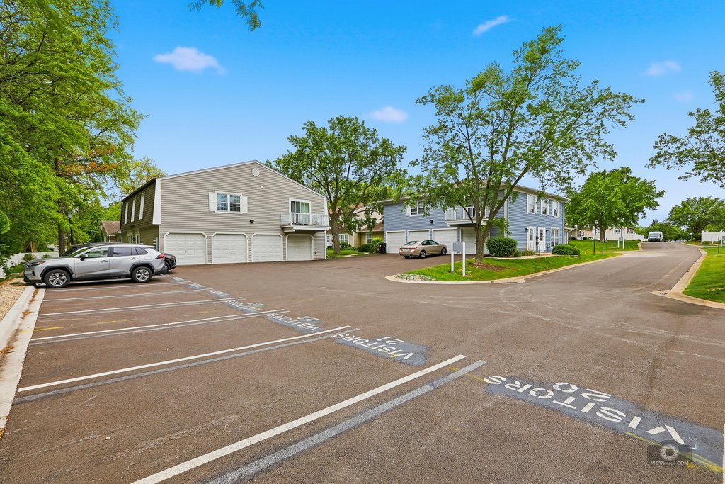 1312 Woodcutter Lane Wheaton IL 60189