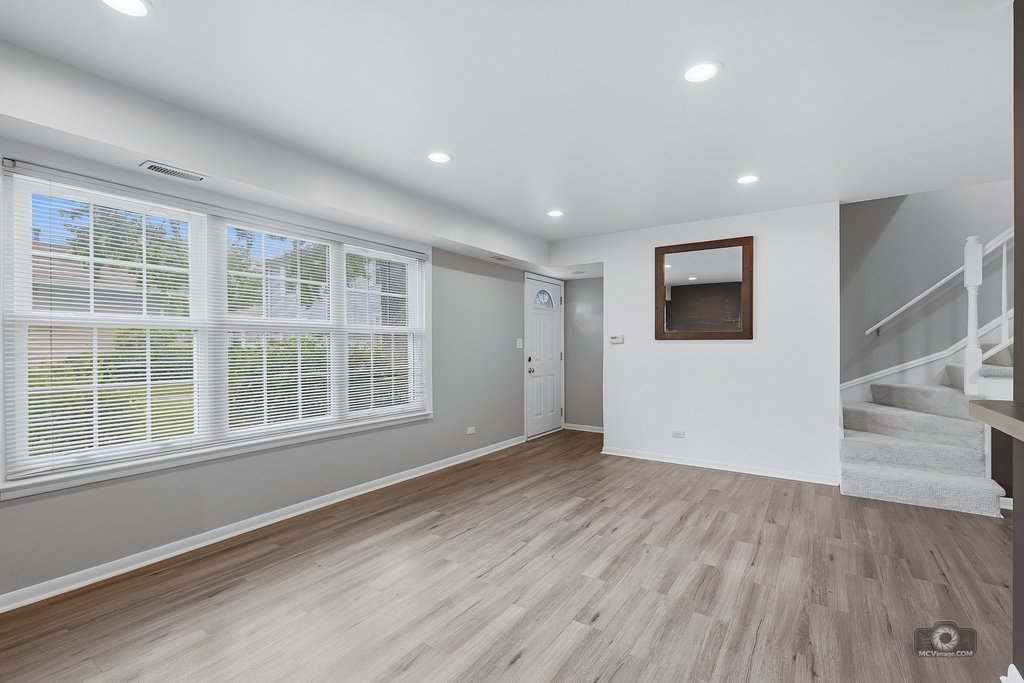1312 Woodcutter Lane Wheaton IL 60189