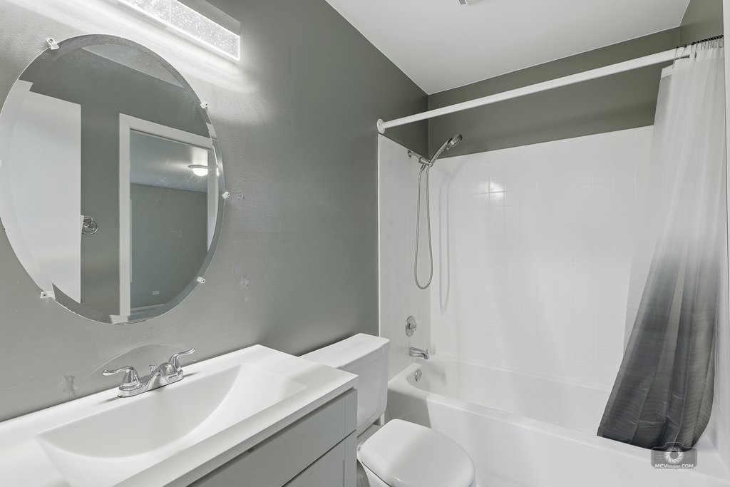 1312 Woodcutter Lane Wheaton IL 60189