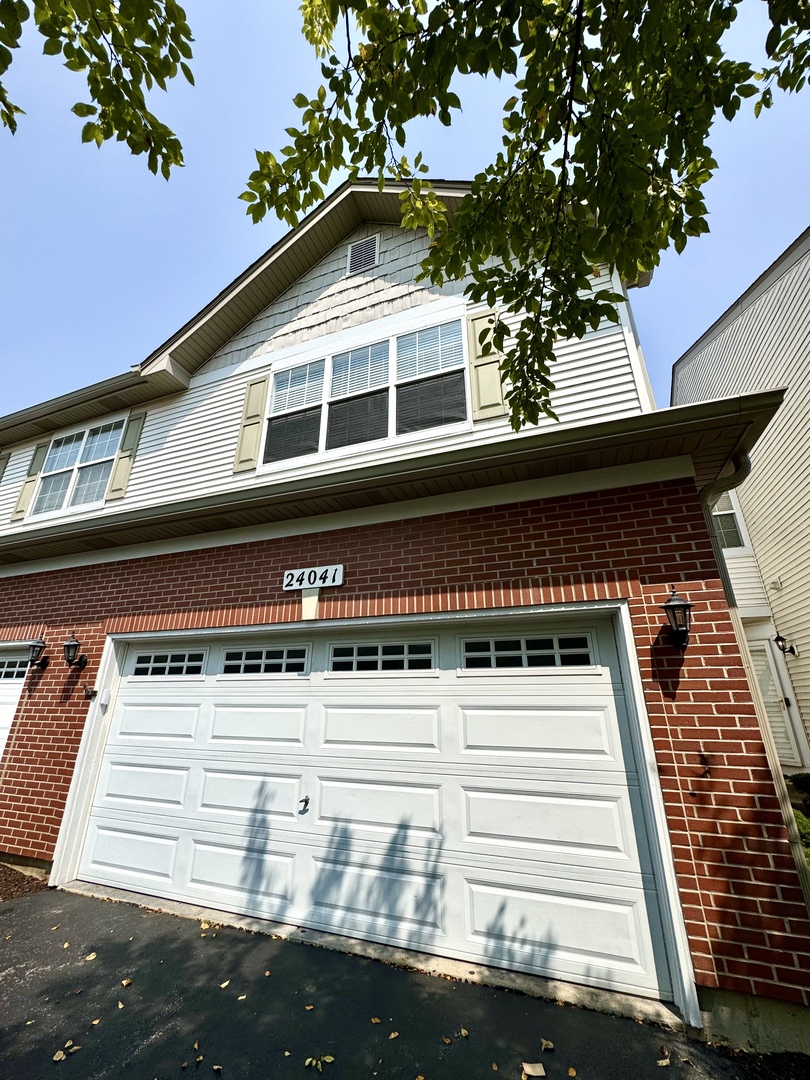 24041 West Walnut Circle Plainfield IL 60585