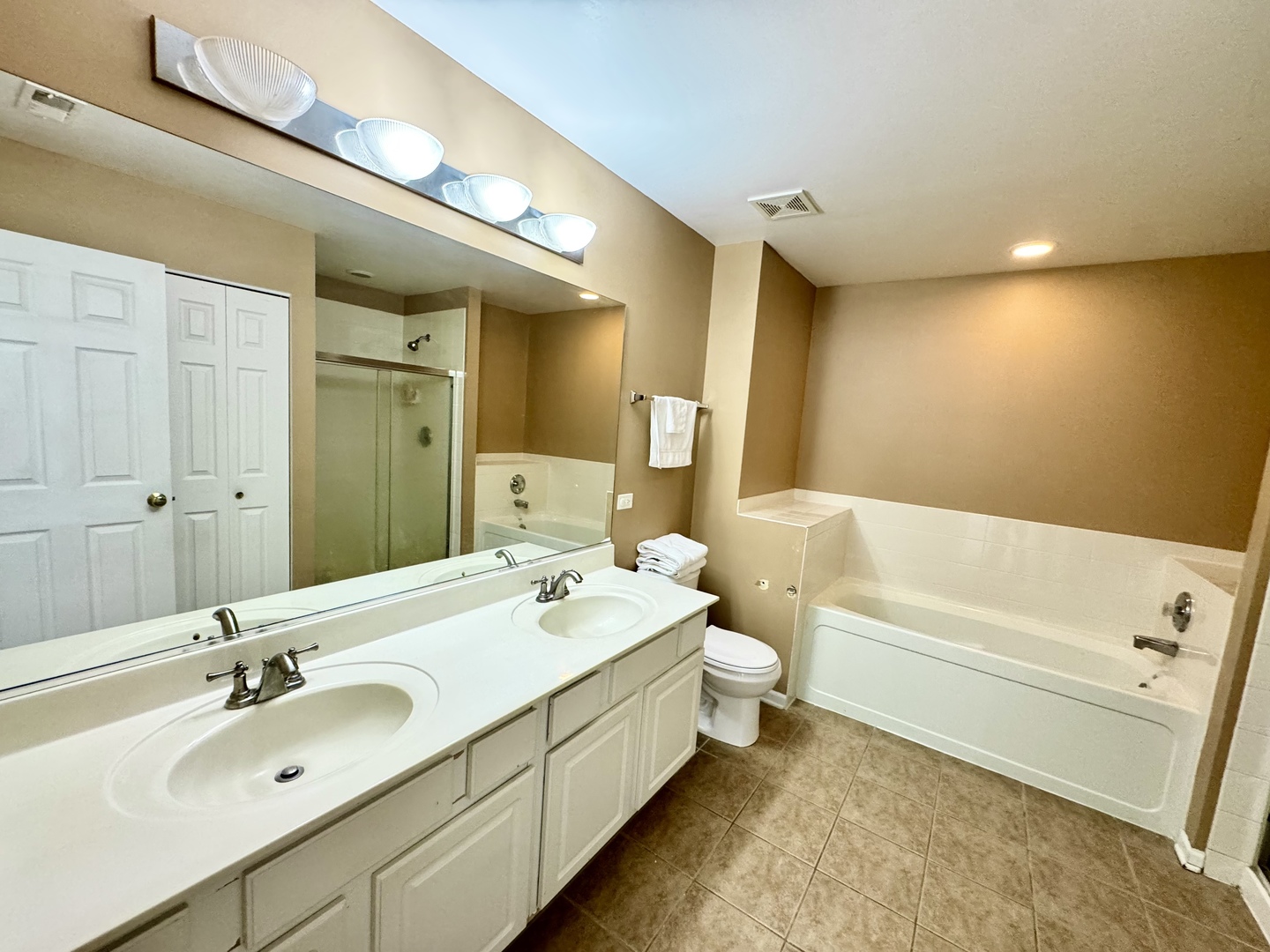 24041 West Walnut Circle Plainfield IL 60585