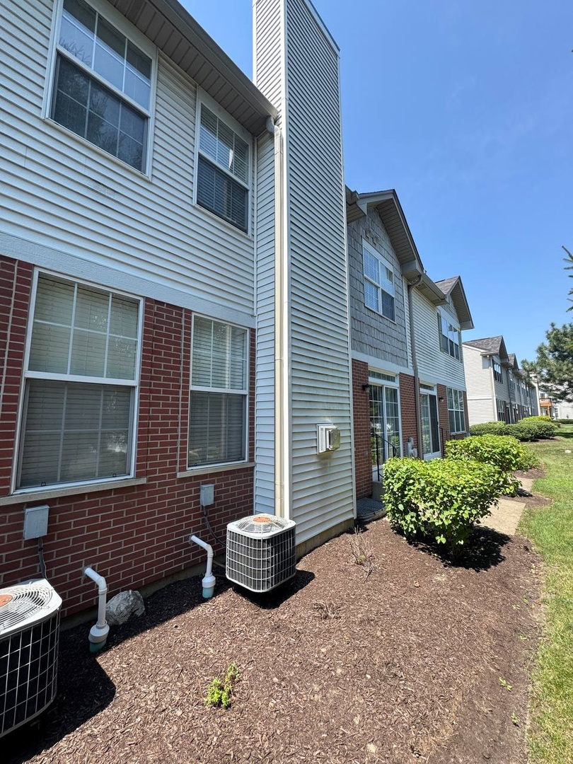 24041 West Walnut Circle Plainfield IL 60585