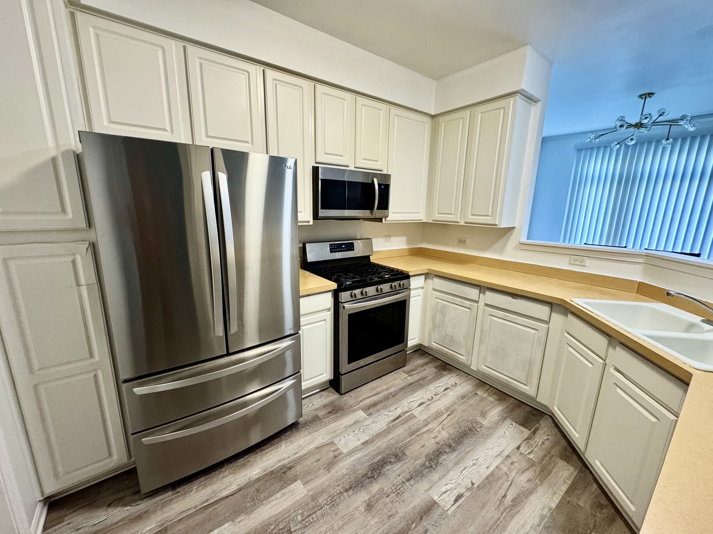24041 West Walnut Circle Plainfield IL 60585