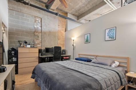 320 East 21st Street Chicago IL 60616