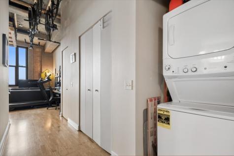 320 East 21st Street Chicago IL 60616