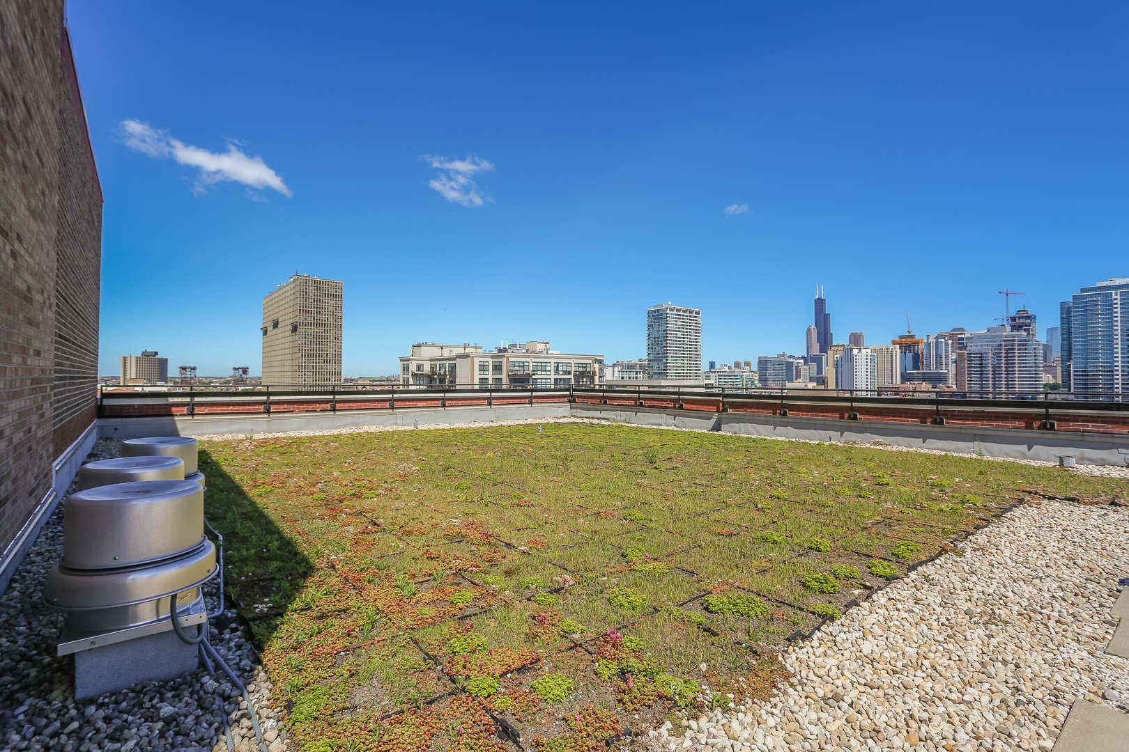 320 East 21st Street Chicago IL 60616